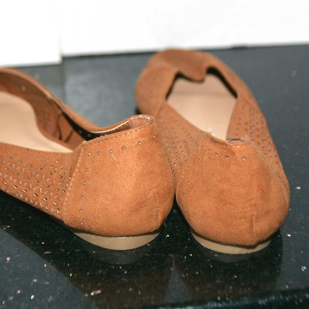 MADDEN GIRL Perforated Loafer Flats - Picture 4 of 7